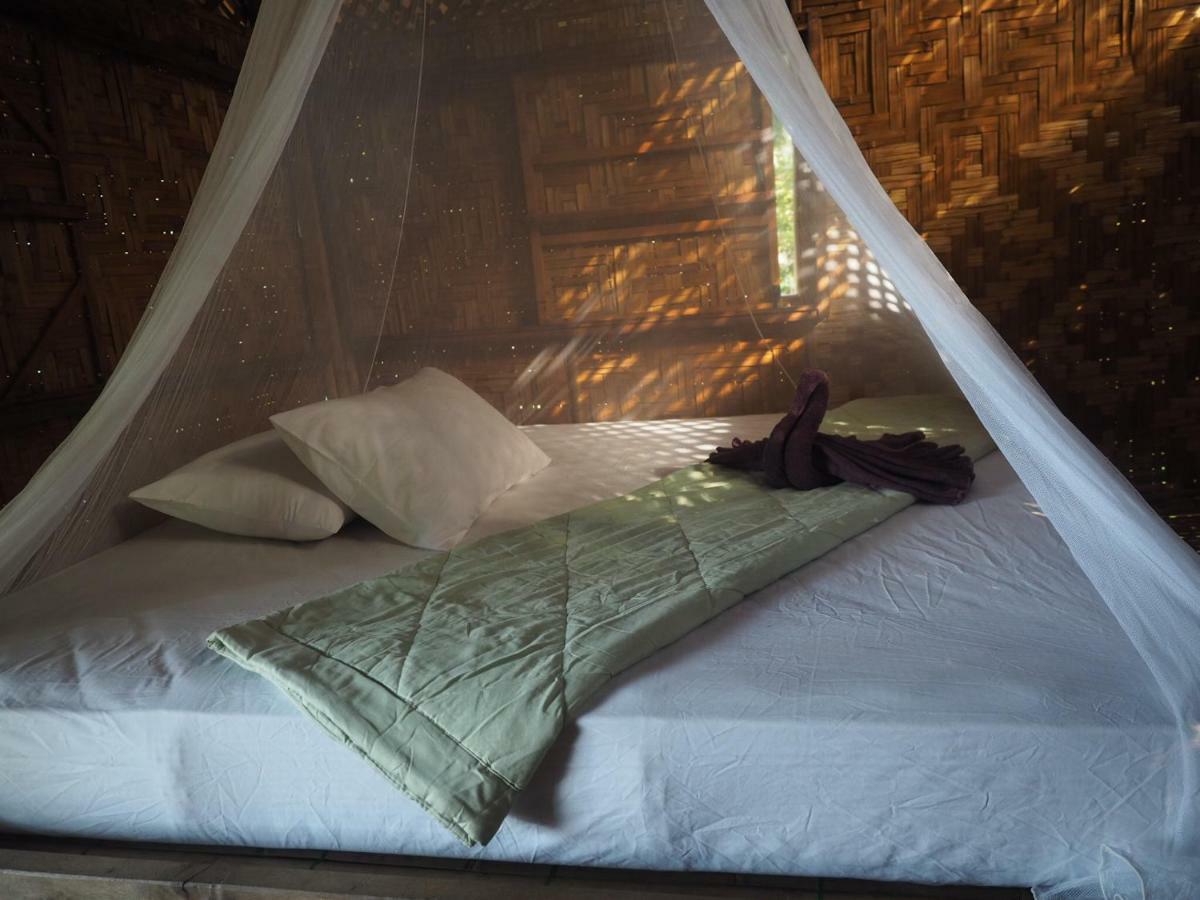 Отель Cocobar&Bungalow'Kohjum Кох-Юм Экстерьер фото