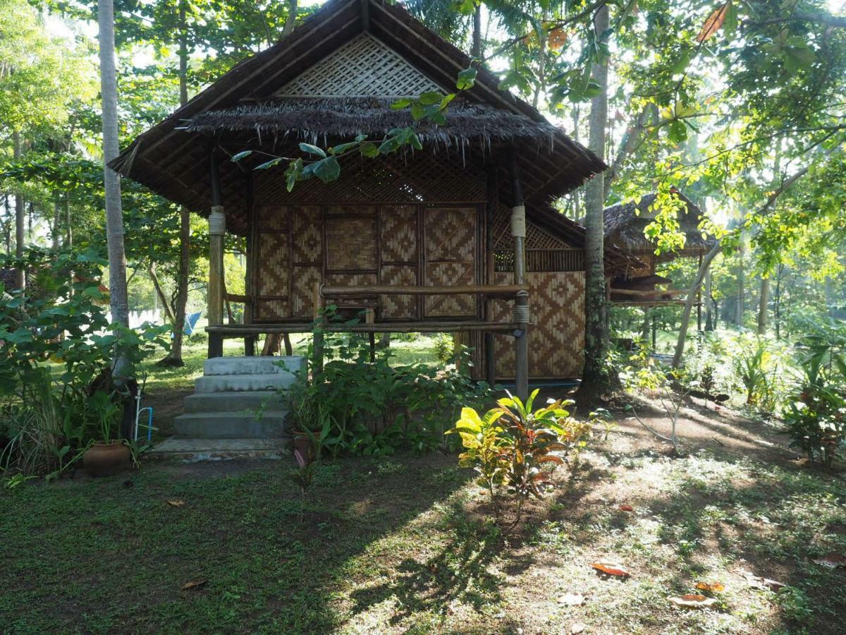 Отель Cocobar&Bungalow'Kohjum Кох-Юм Экстерьер фото