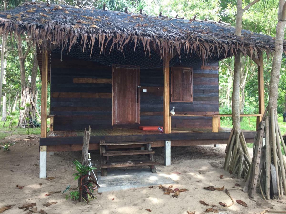 Отель Cocobar&Bungalow'Kohjum Кох-Юм Экстерьер фото